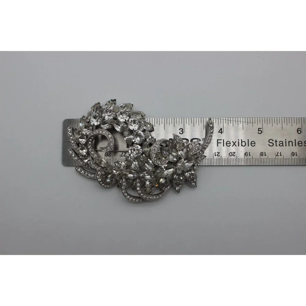 Vintage 40s 50s Eisenberg Ice clear rhinestone‎ floral swag leaf wedding brooch